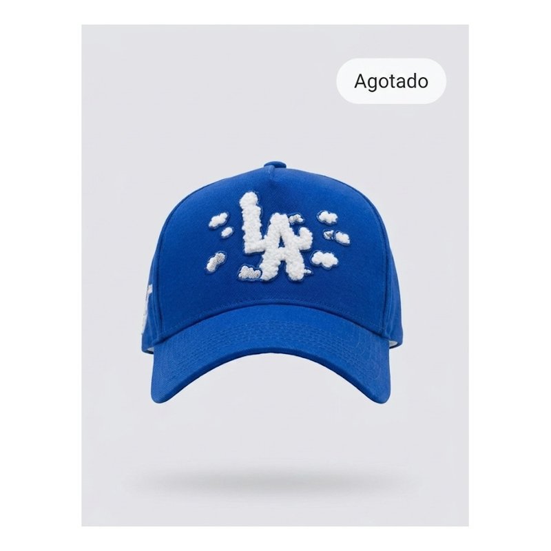 31 Hats "Clouds"